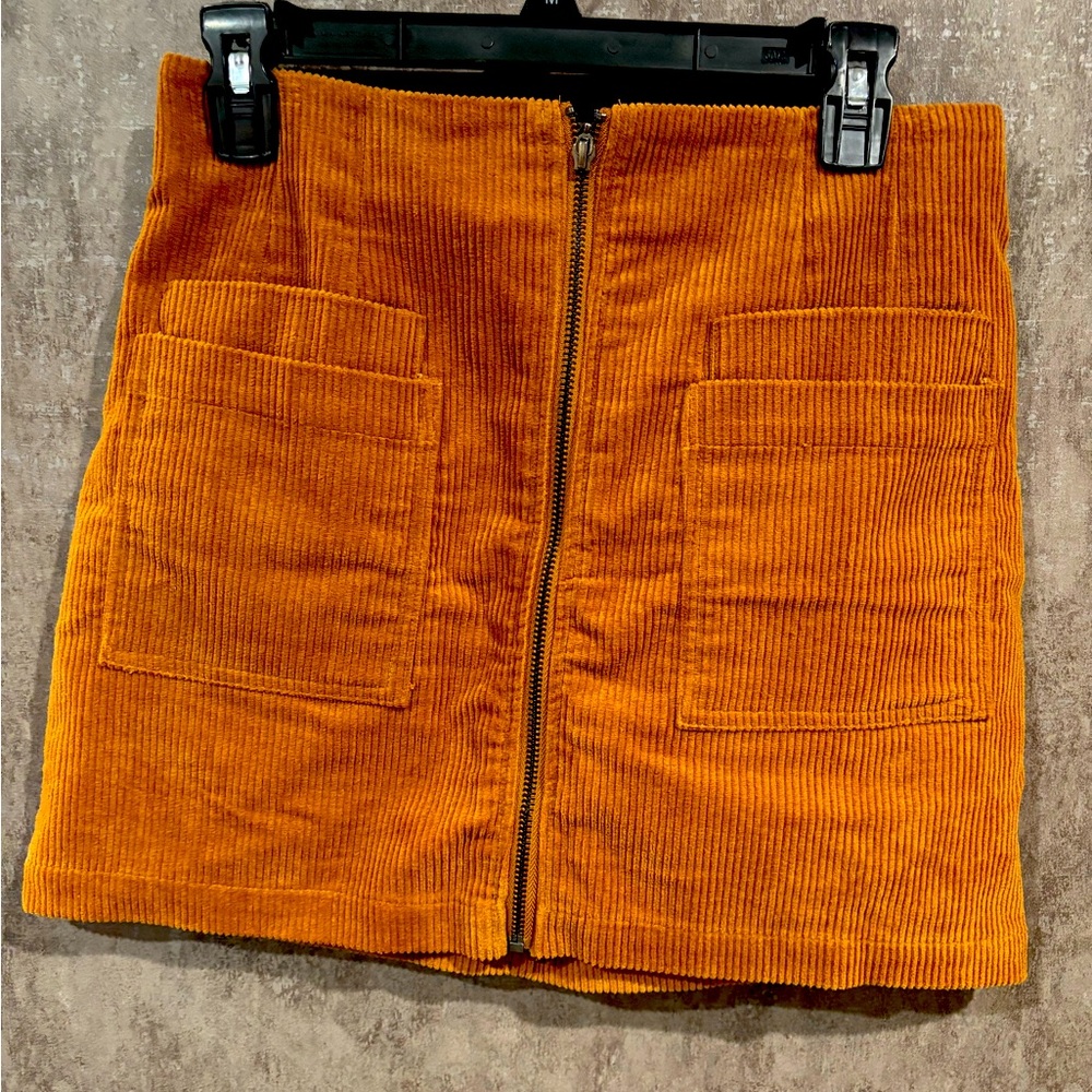 Cavendar’s Medium Brown ribbed skirt
